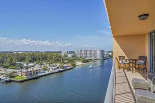 821 N Riverside Dr, Pompano Beach, FL 33062 - Photo 32
