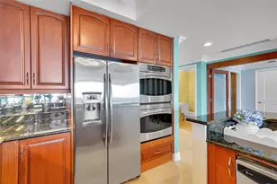 821 N Riverside Dr, Pompano Beach, FL 33062 - Photo 22
