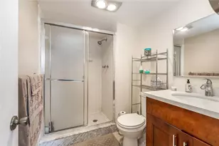 411 S Hollybrook Dr, Hollywood, FL 33025 - Photo 6