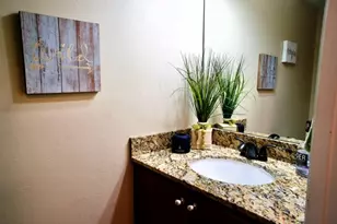 925 SE 13th St, Fort Lauderdale, FL 33316 - Photo 10