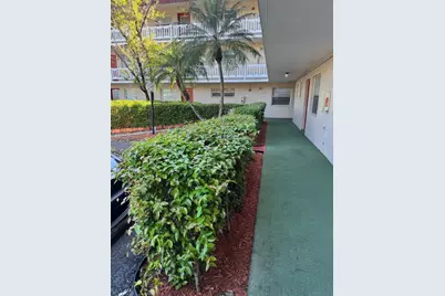 3774 Inverrary Boulevard #106P, Lauderhill, FL 33319 - Photo 2