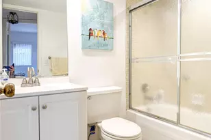 9460 Sunrise Lake Blvd Unit, Sunrise, FL 33322 - Photo 28