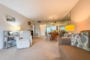 9460 Sunrise Lake Blvd Unit, Sunrise, FL 33322 - Photo 16