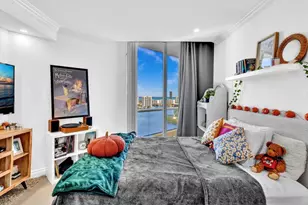 7000 Island Blvd, Aventura, FL 33160 - Photo 32