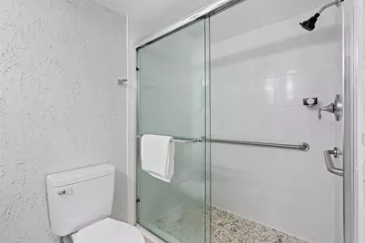 4013 N Ocean Drive #107, Lauderdale by the Sea, FL 33308 - Photo 8
