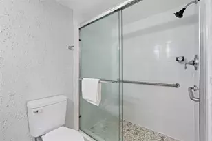 4013 N Ocean Dr, Lauderdale by the Sea, FL 33308 - Photo 8