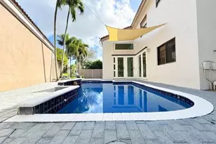 10661 NW 17th Pl, Plantation, FL 33322 - Photo 4