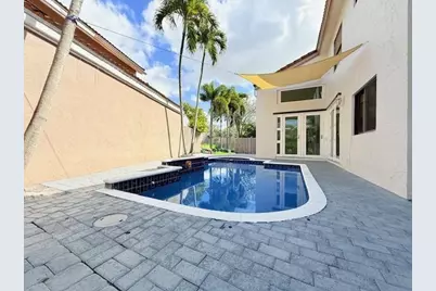 10661 NW 17th Place #10661, Plantation, FL 33322 - Photo 6