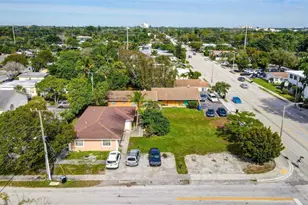 25 NW 11th St, Fort Lauderdale, FL 33311 - Photo 2