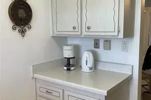 2141 NE 68th St, Fort Lauderdale, FL 33308 - Photo 10