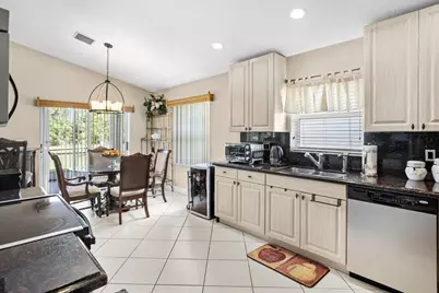 6358 Westchester Club Drive, Boynton Beach, FL 33437 - Photo 8