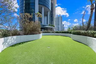 18671 Collins Ave, Sunny Isles Beach, FL 33160 - Photo 40