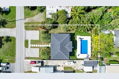 807 SW 14th Court, Fort Lauderdale, FL 33315 - Photo 2