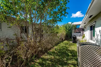 321 SE 1st Avenue, Pompano Beach, FL 33060 - Photo 34