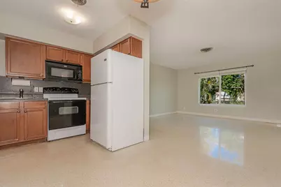 321 SE 1st Avenue, Pompano Beach, FL 33060 - Photo 4