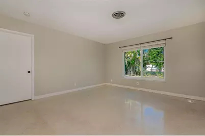 321 SE 1st Avenue, Pompano Beach, FL 33060 - Photo 12