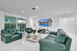 4030 Bayview Dr, Fort Lauderdale, FL 33308 - Photo 6