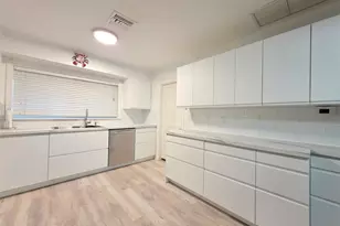 2585 SE 3rd St, Pompano Beach, FL 33062 - Photo 14