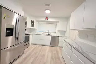 2585 SE 3rd St, Pompano Beach, FL 33062 - Photo 12