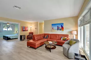 2585 SE 3rd St, Pompano Beach, FL 33062 - Photo 4