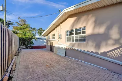 2585 SE 3rd Street, Pompano Beach, FL 33062 - Photo 38