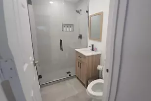 1600 NW 2nd Ave, Fort Lauderdale, FL 33311 - Photo 32