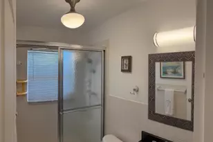 1055 Country Club Dr, Margate, FL 33063 - Photo 18