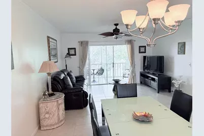 1055 Country Club Drive #404, Margate, FL 33063 - Photo 6