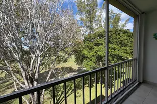 1055 Country Club Dr, Margate, FL 33063 - Photo 14