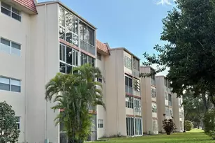 1055 Country Club Dr, Margate, FL 33063 - Photo 34