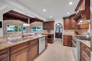 2500 Hibiscus Pl, Fort Lauderdale, FL 33301 - Photo 30