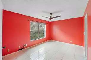 8205 NW 61st St, Tamarac, FL 33321 - Photo 16