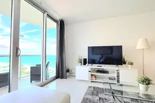 3901 S Ocean Dr, Hollywood, FL 33019 - Photo 4