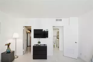 3901 S Ocean Dr, Hollywood, FL 33019 - Photo 18