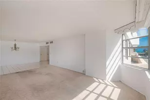 1985 S Ocean Dr, Hallandale Beach, FL 33009 - Photo 10