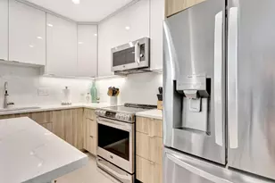 397 Sundial Cir, Margate, FL 33068 - Photo 8