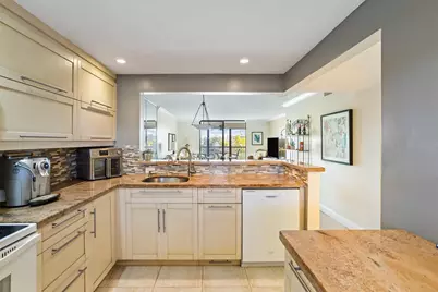 3650 Environ Boulevard #409, Lauderhill, FL 33319 - Photo 10