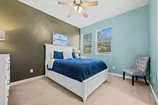 580 Pacific Grove Dr, West Palm Beach, FL 33401 - Photo 20