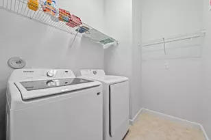 580 Pacific Grove Dr, West Palm Beach, FL 33401 - Photo 24