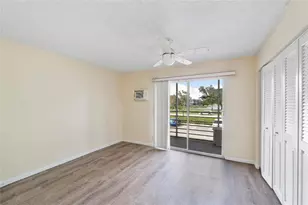 358 Dorset I, Boca Raton, FL 33434 - Photo 8