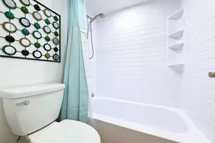 2311 S Cypress Bend Dr, Pompano Beach, FL 33069 - Photo 14