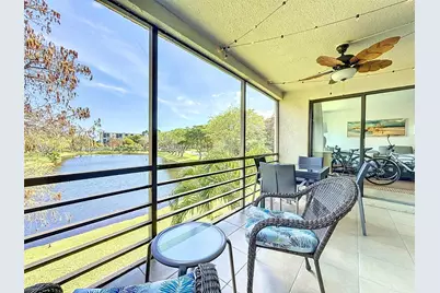 2311 S Cypress Bend Drive #319, Pompano Beach, FL 33069 - Photo 10