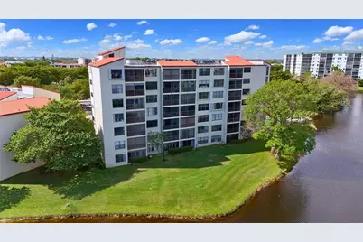 2311 S Cypress Bend Drive #319, Pompano Beach, FL 33069 - Photo 24