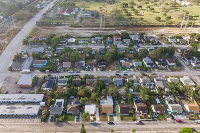 555 W 2nd Street, Riviera Beach, FL 33404 - Photo 20