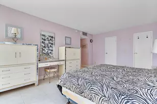 2017 S Ocean Dr, Hallandale Beach, FL 33009 - Photo 34