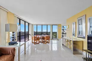 2017 S Ocean Dr, Hallandale Beach, FL 33009 - Photo 18