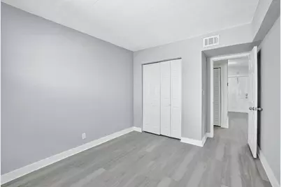 2741 NE 8th Avenue #15, Wilton Manors, FL 33334 - Photo 12