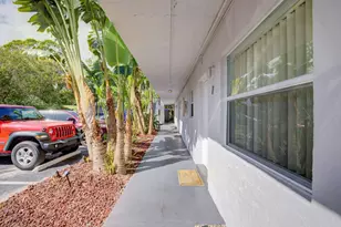 2741 NE 8th Ave, Wilton Manors, FL 33334 - Photo 28