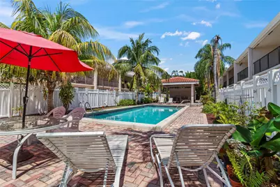 241 SE 11th Avenue #241a, Pompano Beach, FL 33060 - Photo 1