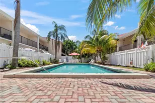 241 SE 11th Ave, Pompano Beach, FL 33060 - Photo 18